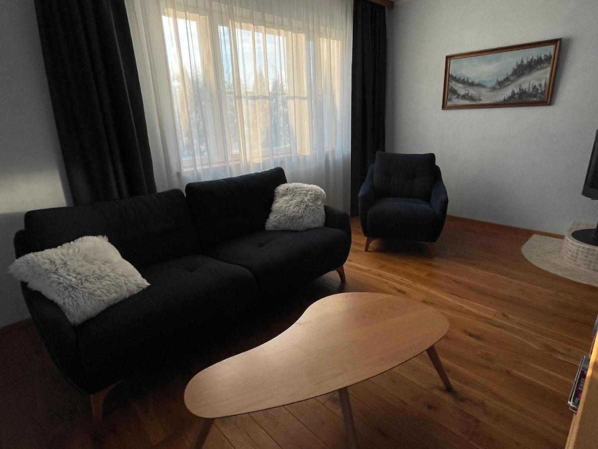 "Winter" Apartment فيلياندي المظهر الخارجي الصورة